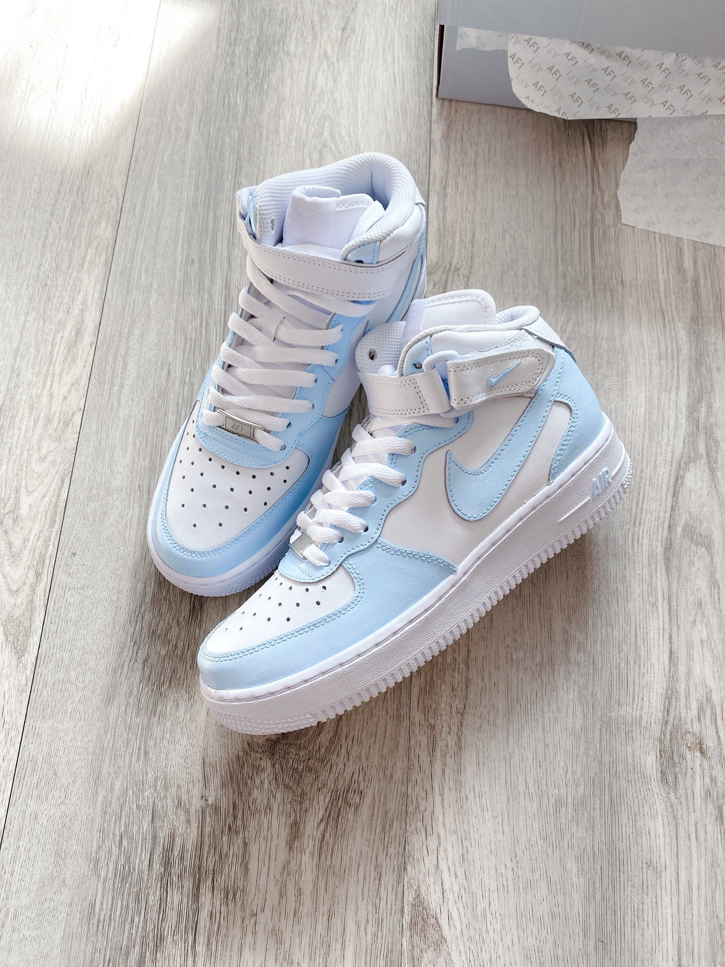 Custom Nike Air Force 1 mid baby blue